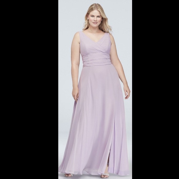 DAVID’s BRIDAL Bridesmaid Dress
F19831 - Picture 2 of 3